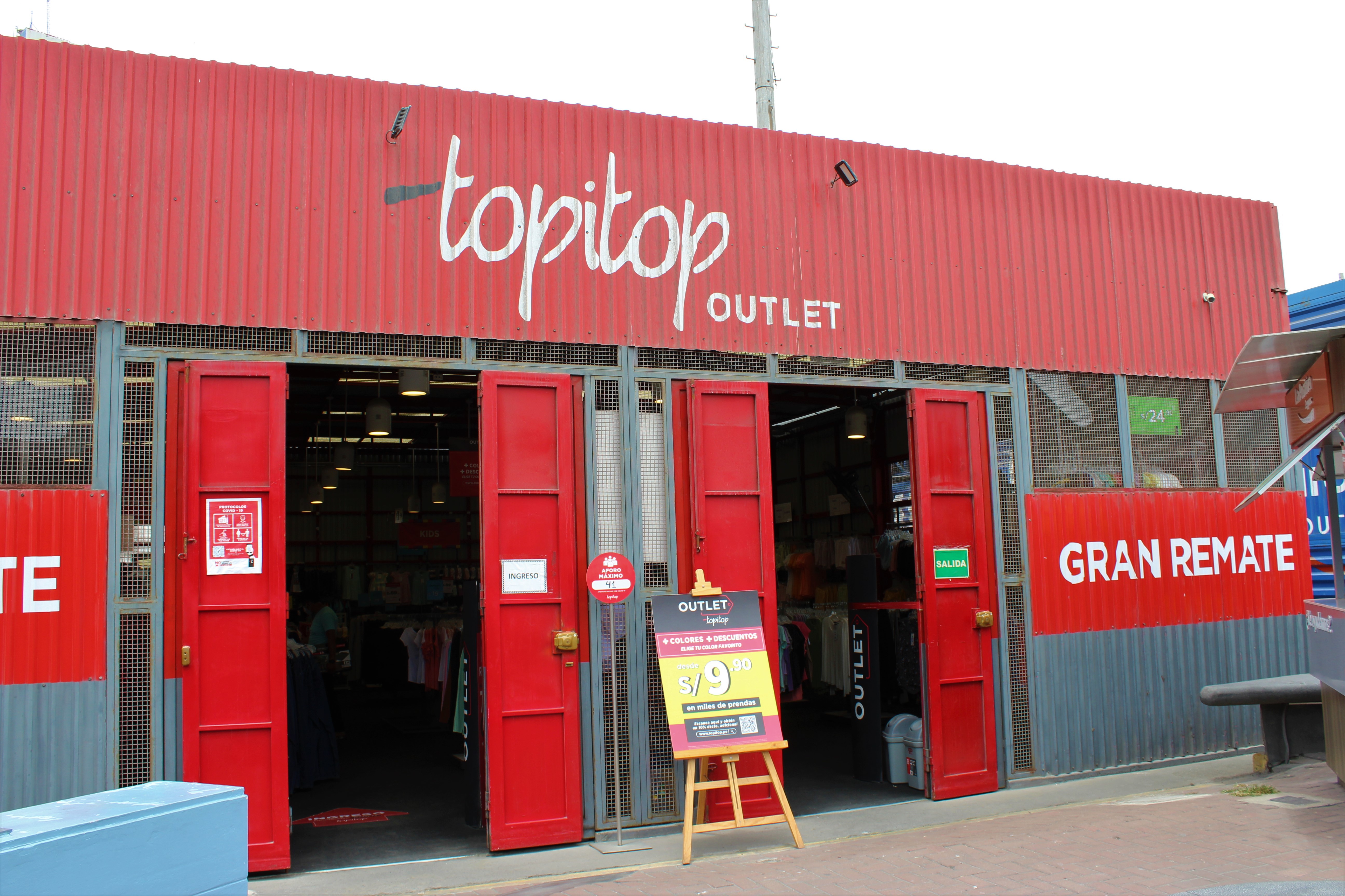 Topitop Outlet